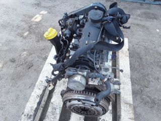 bontott DACIA SANDERO Motor (Fűzött blokk hengerfejjel)