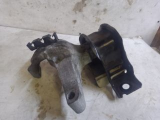 bontott DACIA SANDERO Motor Tartó Bak (Fém)