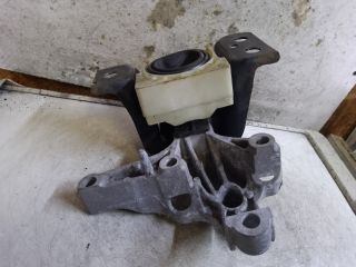 bontott DACIA SANDERO Motor Tartó Bak (Fém)