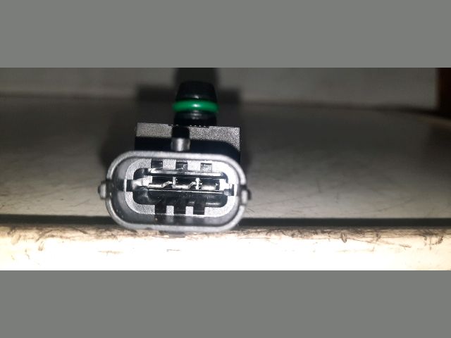 bontott DACIA SANDERO Turbó Vákum Szelep