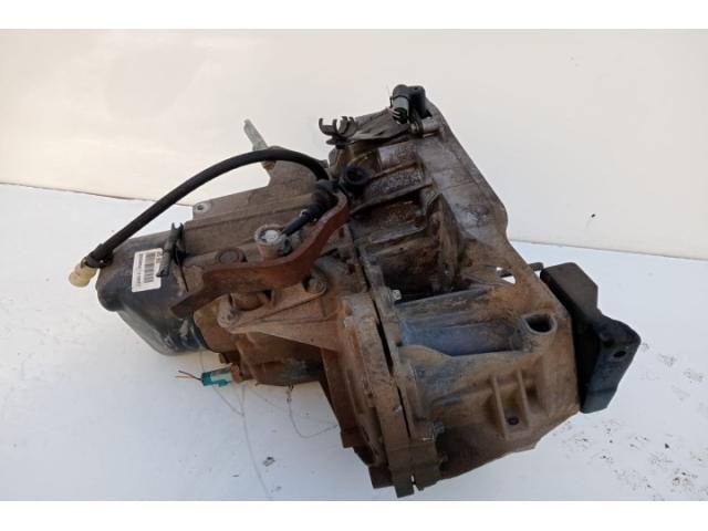 bontott DACIA SANDERO Váltó (Mechanikus)