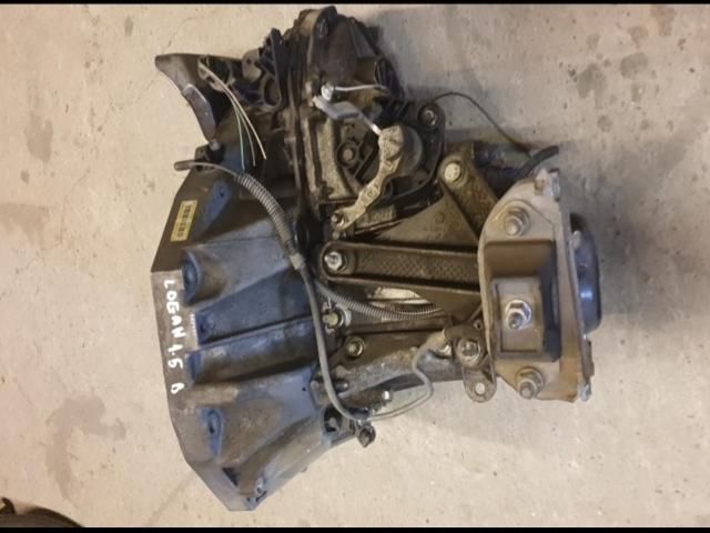 bontott DACIA SANDERO Váltó (Mechanikus)