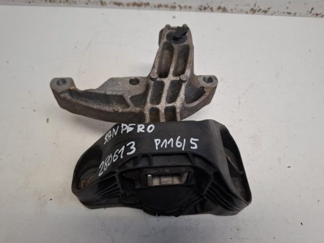 bontott DACIA SANDERO Váltó Tartó Bak (Pozíciófüggetlen)