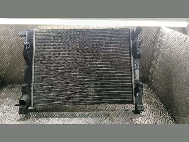 bontott DACIA SANDERO Vízhűtő Radiátor (Klímás)