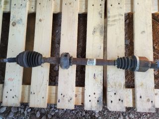 bontott DACIA SANDERO Jobb Féltengely