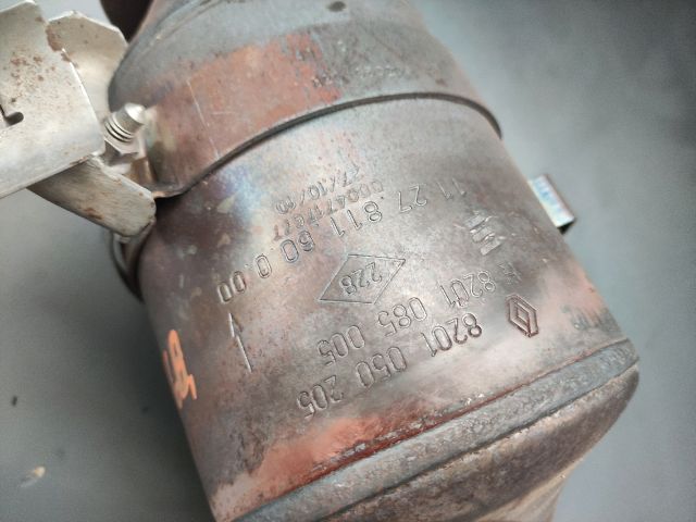 bontott DACIA SANDERO Katalizátor