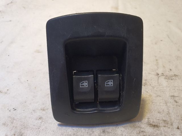 bontott DACIA SANDERO Ablakemelő Kapcsoló Négyes / Kettes