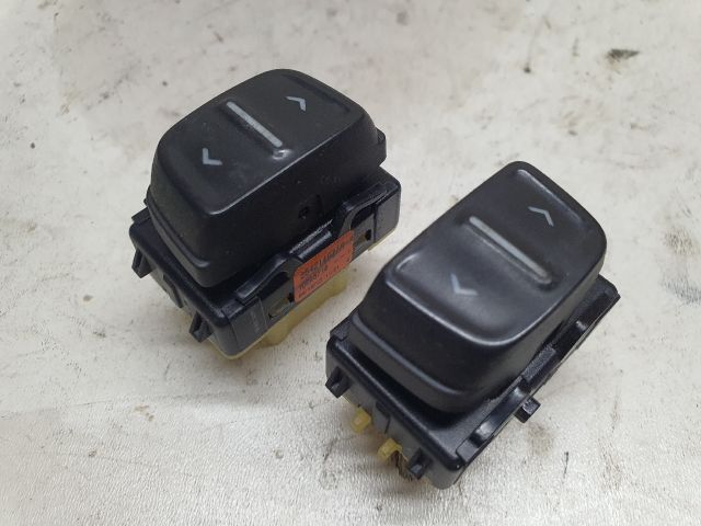 bontott DACIA SANDERO Ablakemelő Kapcsoló Négyes / Kettes