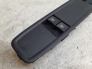 bontott DACIA SANDERO Ablakemelő Kapcsoló Négyes / Kettes