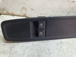 bontott DACIA SANDERO Ablakemelő Kapcsoló Négyes / Kettes