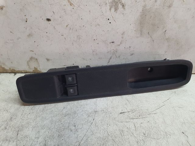 bontott DACIA SANDERO Ablakemelő Kapcsoló Négyes / Kettes