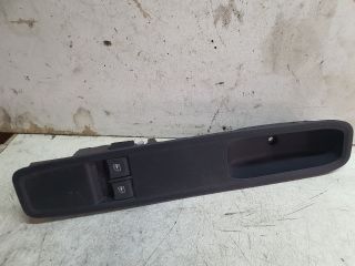 bontott DACIA SANDERO Ablakemelő Kapcsoló Négyes / Kettes