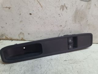 bontott DACIA SANDERO Ablakemelő Kapcsoló Négyes / Kettes