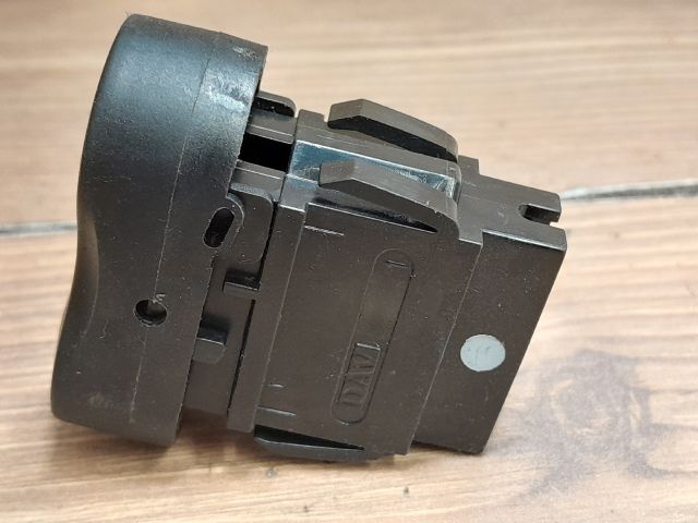 bontott DACIA SANDERO Ablakfűtés Kapcsoló