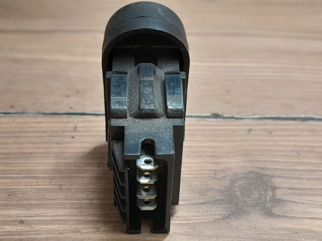 bontott DACIA SANDERO Ablakfűtés Kapcsoló