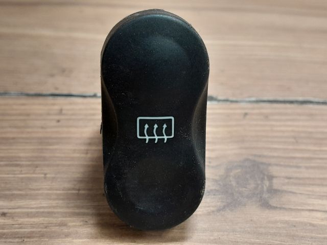 bontott DACIA SANDERO Ablakfűtés Kapcsoló