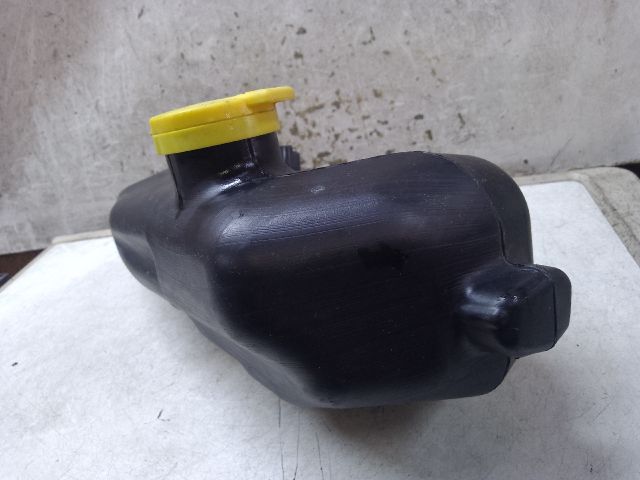 bontott DACIA SANDERO Ablakmosó Tartály