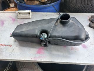 bontott DACIA SANDERO Ablakmosó Tartály