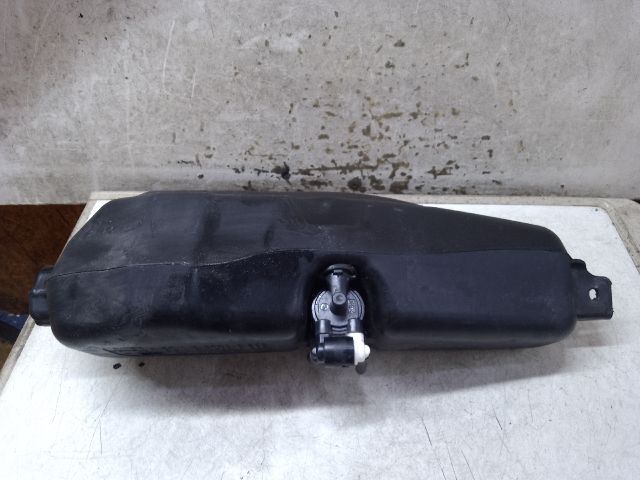 bontott DACIA SANDERO Ablakmosó Tartály