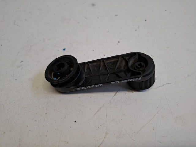 bontott DACIA SANDERO Ablaktekerő Kar (Pozíciófüggetlen)