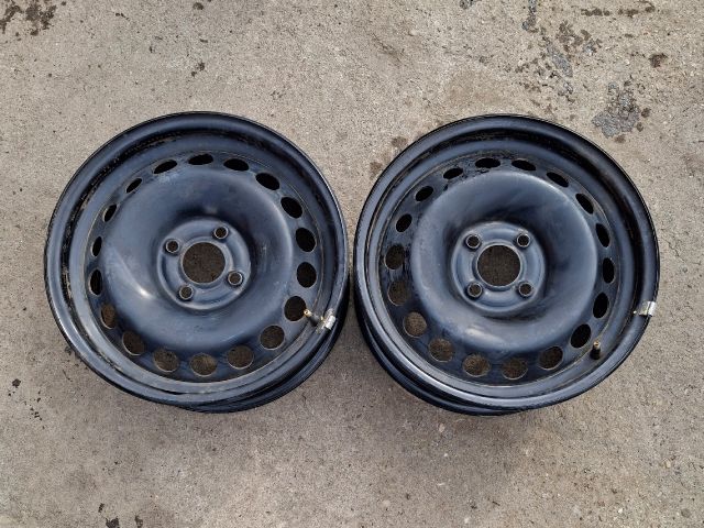 bontott DACIA SANDERO Acélfelni (1 db)