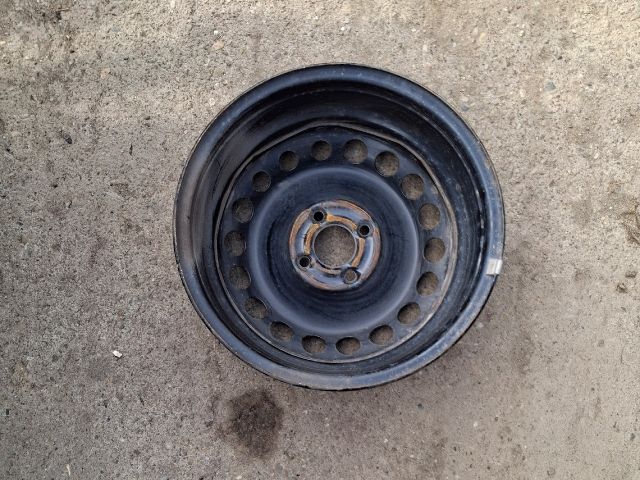 bontott DACIA SANDERO Acélfelni (1 db)