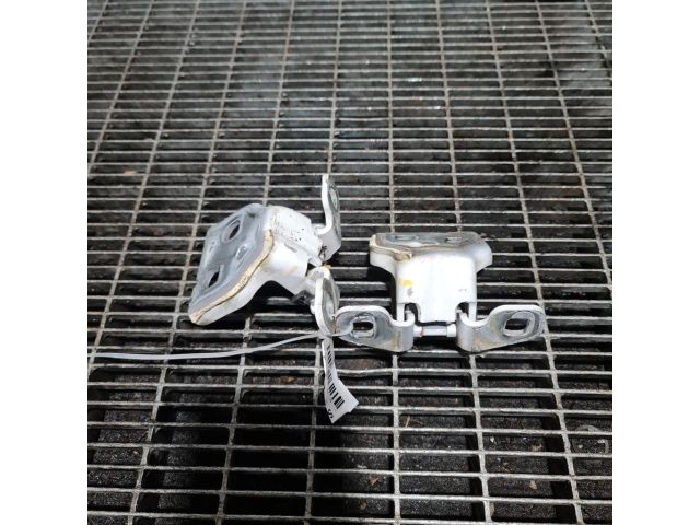 bontott DACIA SANDERO Ajtó Zsanér (Pozíciófüggetlen)