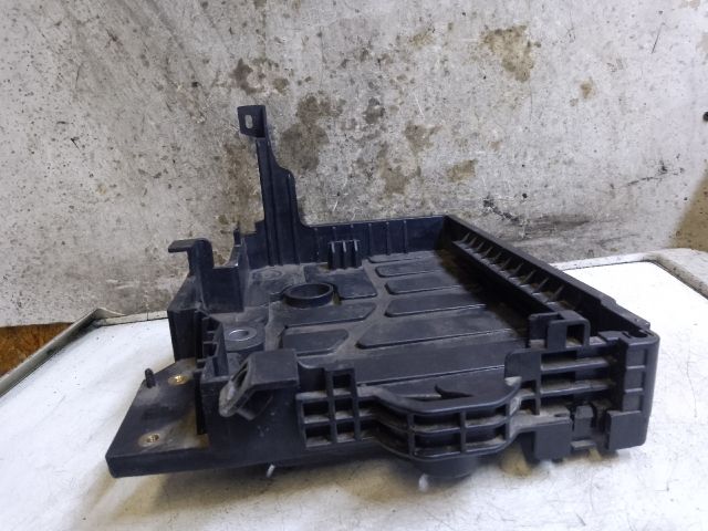 bontott DACIA SANDERO Akkumulátor Tartó