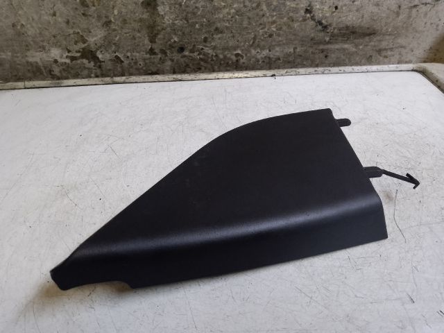 bontott DACIA SANDERO Bal A Oszlop Burkolat