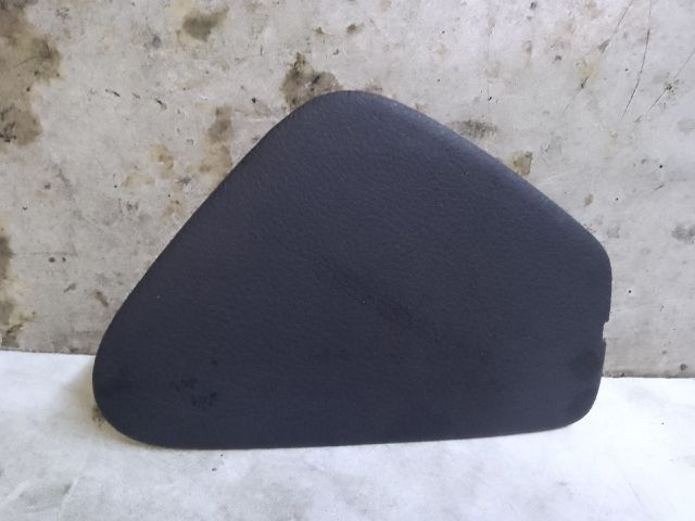 bontott DACIA SANDERO Bal Alsó Műszerfal Burkolat