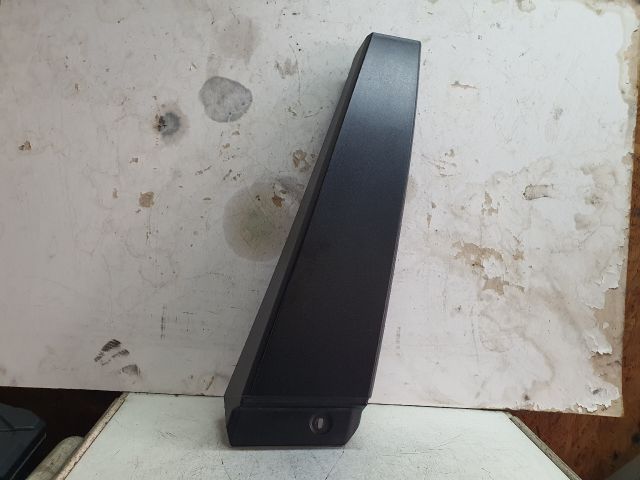 bontott DACIA SANDERO Bal B Oszlop Burkolat