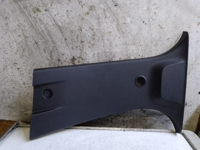 bontott DACIA SANDERO Bal B Oszlop Díszléc