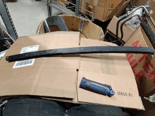 bontott DACIA SANDERO Bal első Ablak Sín