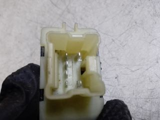 bontott DACIA SANDERO Bal első Ablakemelő Kapcsoló