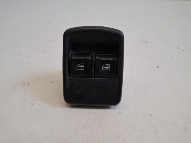 bontott DACIA SANDERO Bal első Ablakemelő Kapcsoló