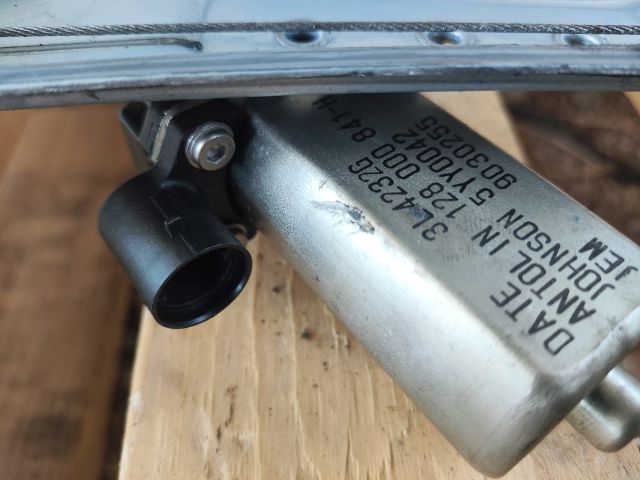 bontott DACIA SANDERO Bal első Ablakemelő Szerkezet (Elektromos)