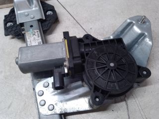 bontott DACIA SANDERO Bal első Ablakemelő Szerkezet (Elektromos)