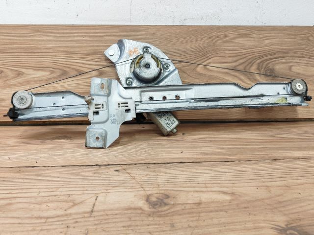 bontott DACIA SANDERO Bal első Ablakemelő Szerkezet (Elektromos)