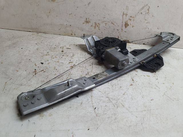 bontott DACIA SANDERO Bal első Ablakemelő Szerkezet (Elektromos)