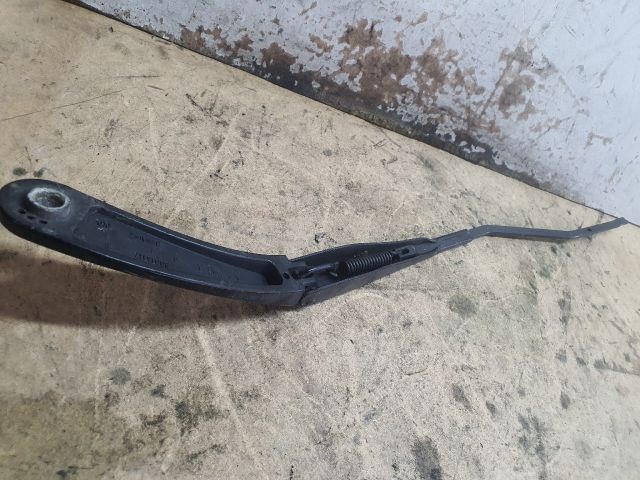 bontott DACIA SANDERO Bal első Ablaktörlő Kar