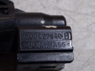 bontott DACIA SANDERO Bal első Ajtó Kapcsoló