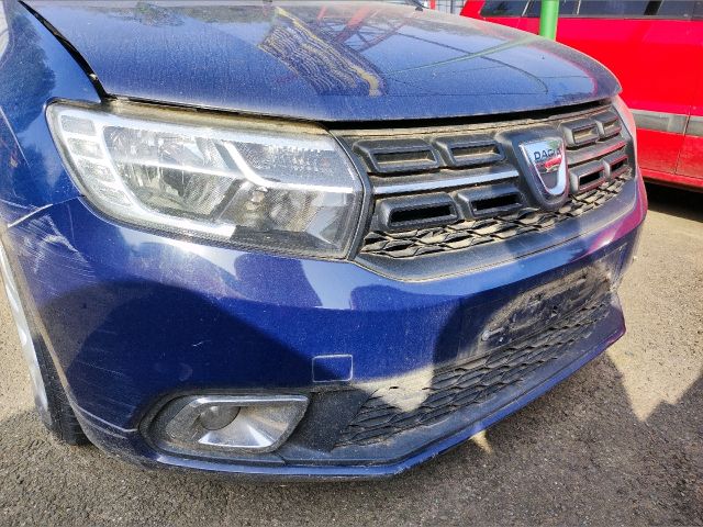 bontott DACIA SANDERO Bal első Ajtó (Részeivel)