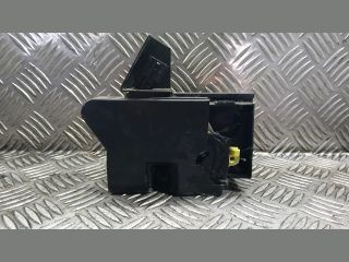 bontott DACIA SANDERO Bal első Ajtózár