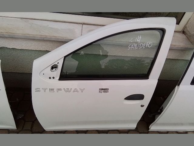 bontott DACIA SANDERO Bal első Ajtózár