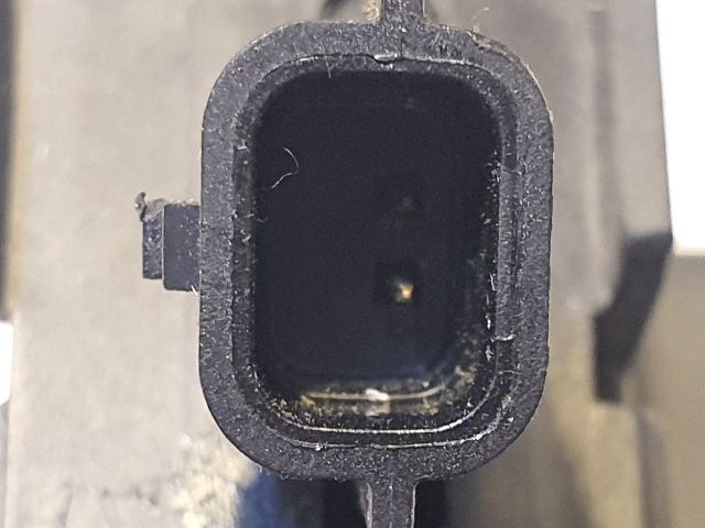 bontott DACIA SANDERO Bal első Ajtózár