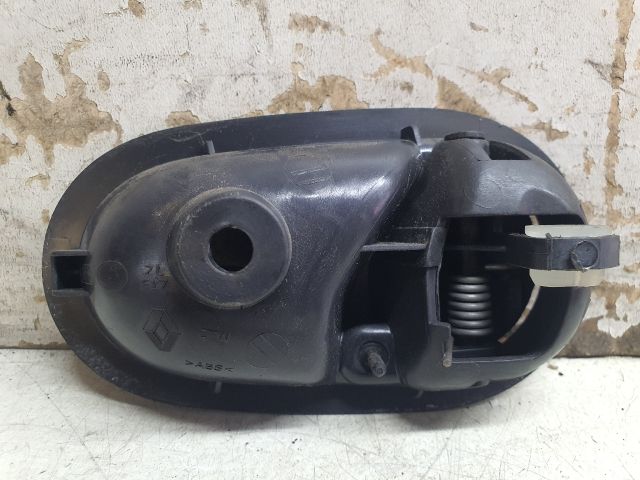 bontott DACIA SANDERO Bal első Belső Kilincs