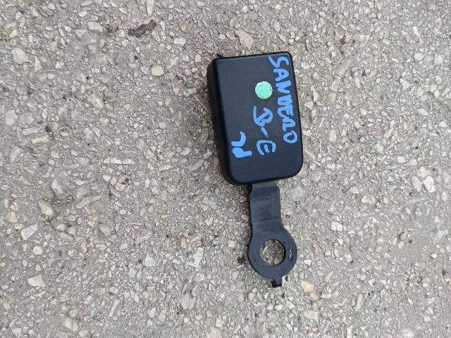 bontott DACIA SANDERO Bal első Biztonsági Öv Csat