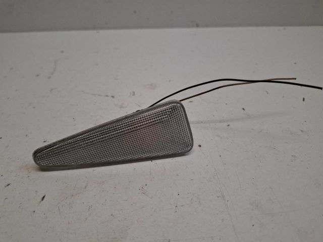 bontott DACIA SANDERO Bal első Irányjelző