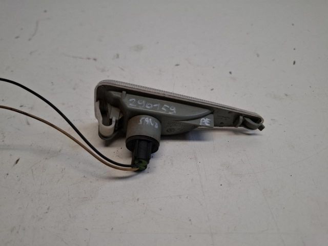 bontott DACIA SANDERO Bal első Irányjelző