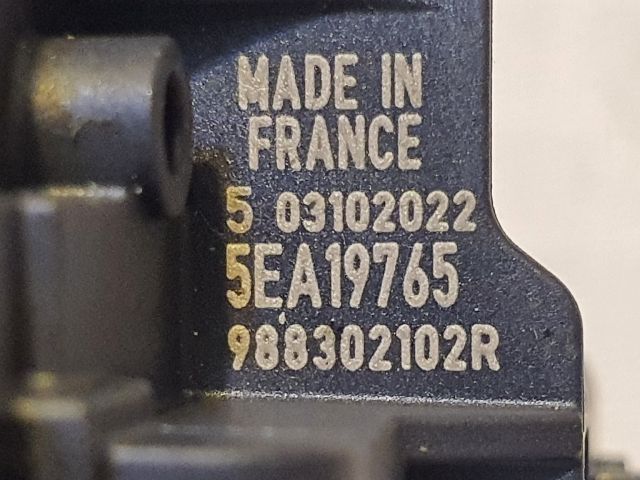 bontott DACIA SANDERO Bal első Oldal Ütközés Érzékelő